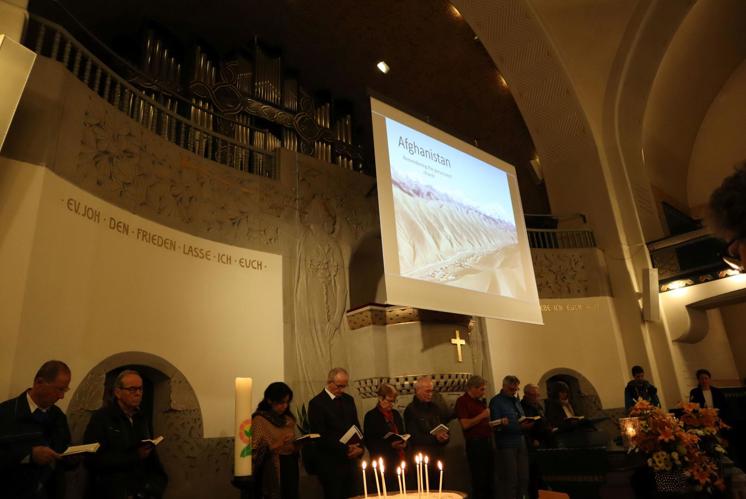 Gemeinsames Beten für Christen in Afghanistan