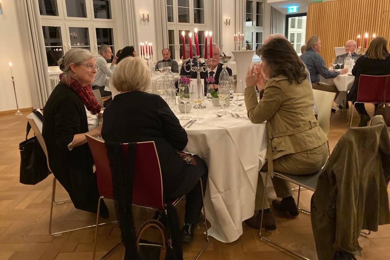 Einblick in einen «wine & dine»-Abend in Arbon. (Bild: zVg)