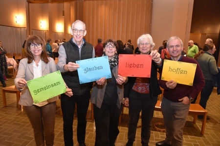 «Zäme glaube, liebe, hoffe»