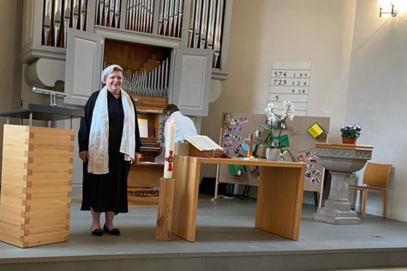 Barbara Fuhrer im Einsatz in der Kirche Andwil – sie lebt heute in Rorschacherberg und Kenia. (Bild: zVg)